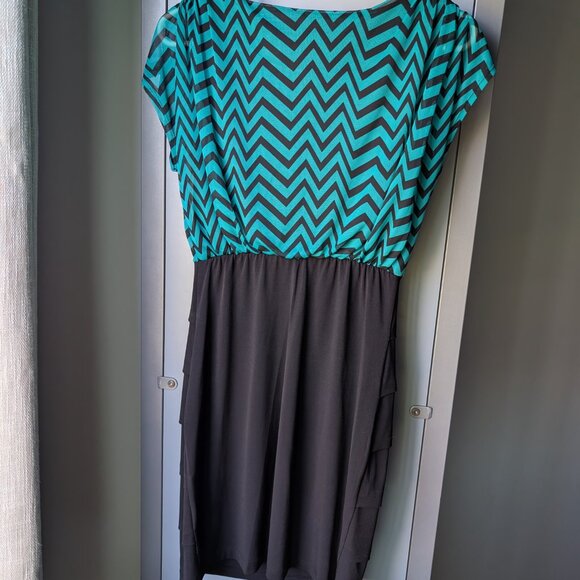 Enfocus Studio black and teal size 6 cocktail or business dress - Picture 2 of 3